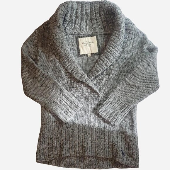 Abercrombie & Fitch Sweaters - Ambercrombie & Fitch Gray V Neck cowl Sweater Size Small